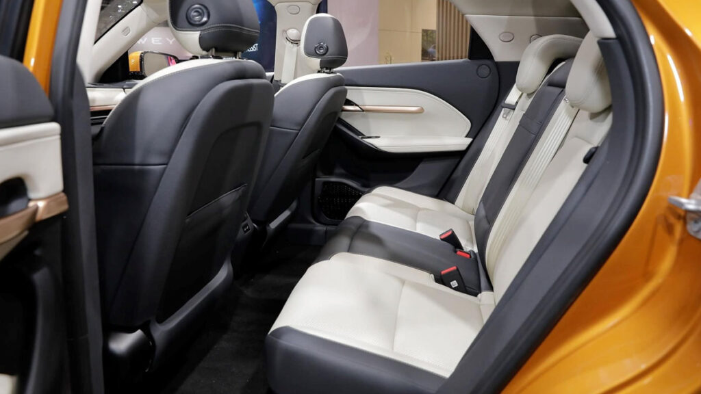 Geely Hà Đông | Showroom chính hãng 