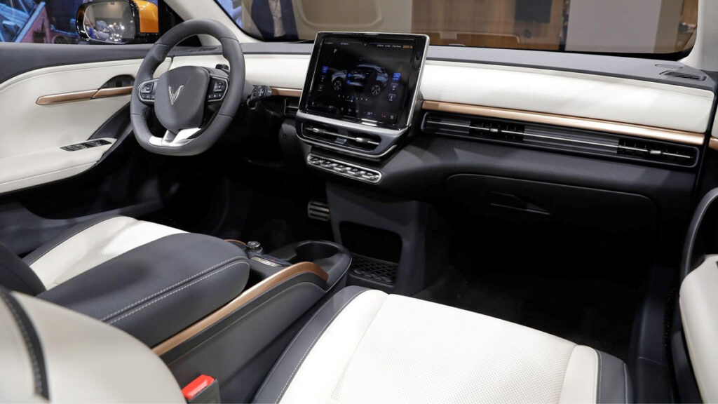 Geely Hà Đông | Showroom chính hãng 