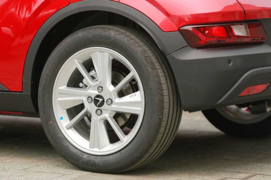 Geely Hà Đông | Showroom chính hãng 