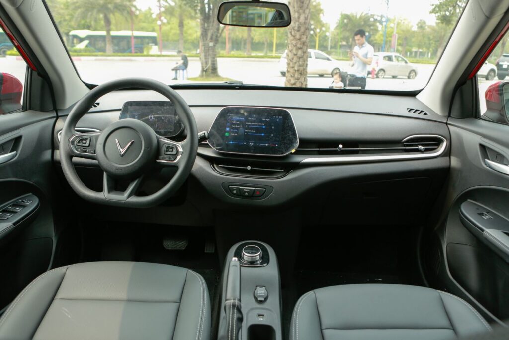 Geely Hà Đông | Showroom chính hãng 